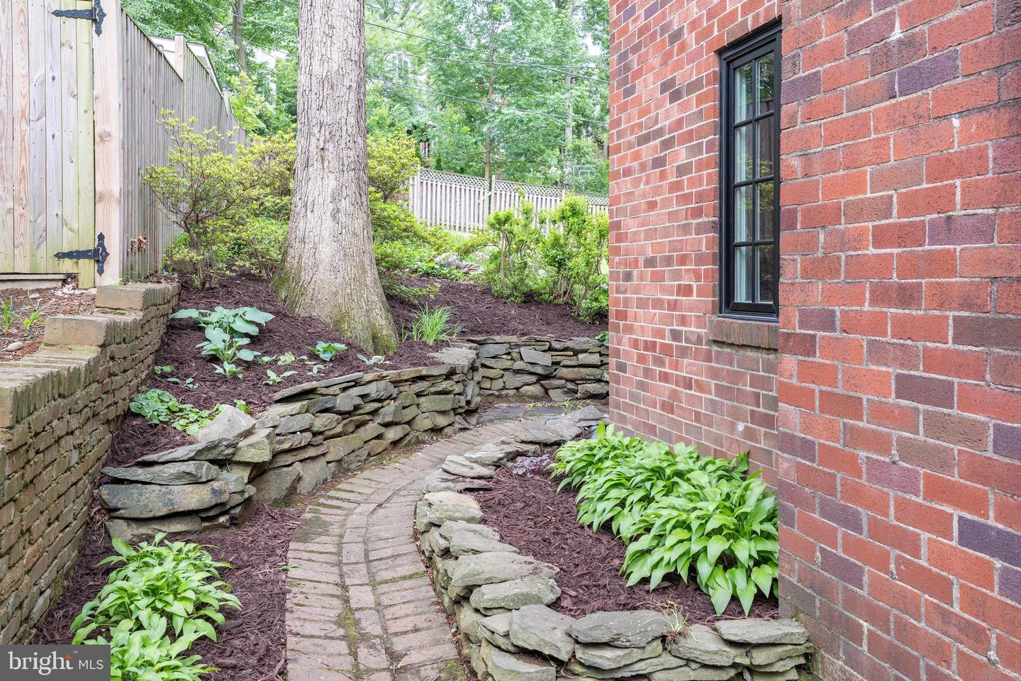 504 KENTUCKY AVE, ALEXANDRIA, Virginia 22305, 3 Bedrooms Bedrooms, ,1 BathroomBathrooms,Residential,For sale,504 KENTUCKY AVE,VAAX2045644 MLS # VAAX2045644