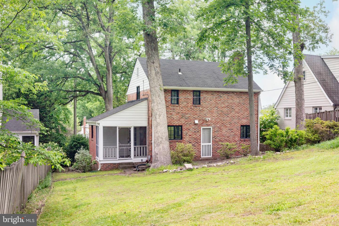 504 KENTUCKY AVE, ALEXANDRIA, Virginia 22305, 3 Bedrooms Bedrooms, ,1 BathroomBathrooms,Residential,For sale,504 KENTUCKY AVE,VAAX2045644 MLS # VAAX2045644