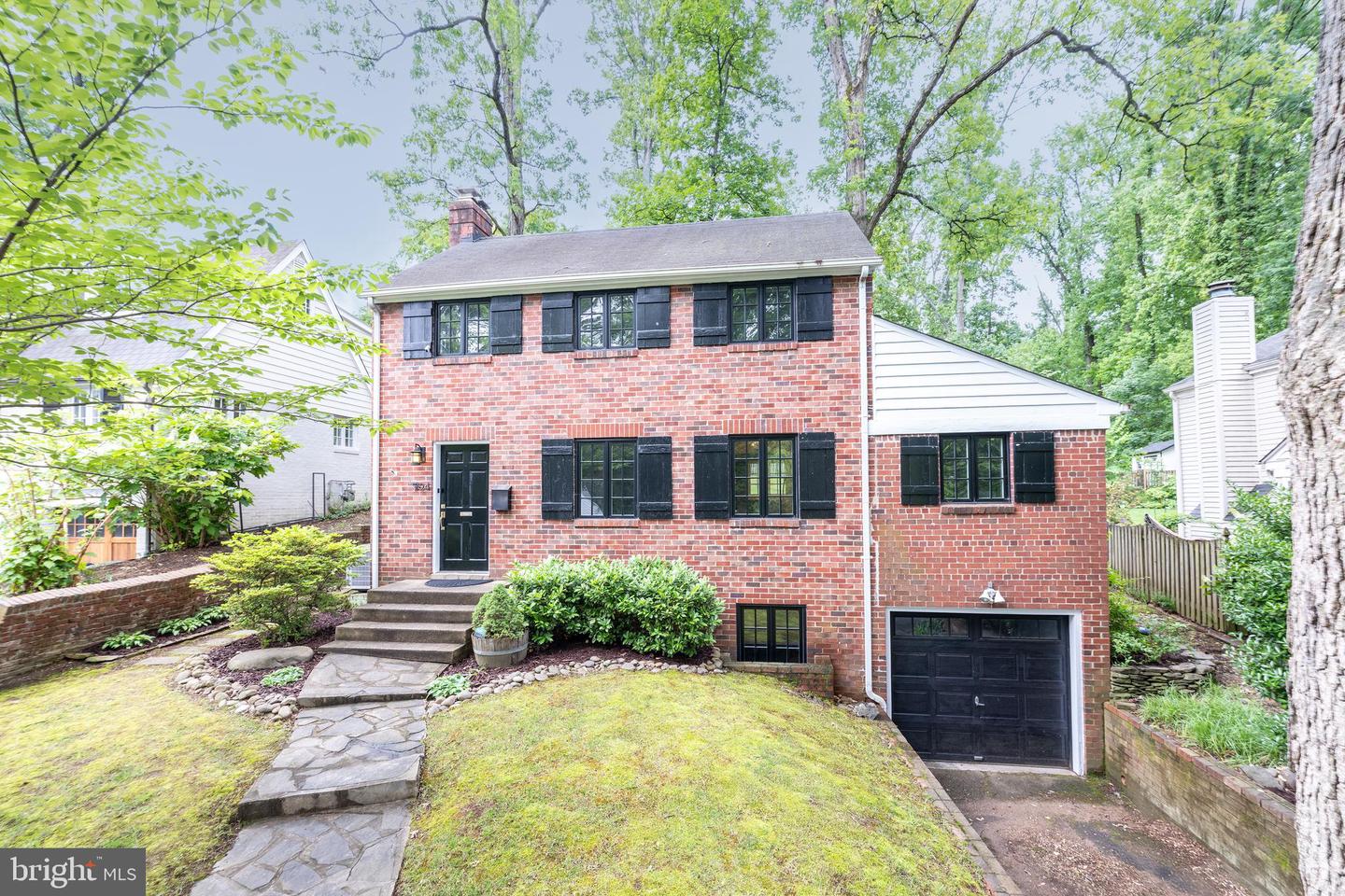 504 KENTUCKY AVE, ALEXANDRIA, Virginia 22305, 3 Bedrooms Bedrooms, ,1 BathroomBathrooms,Residential,For sale,504 KENTUCKY AVE,VAAX2045644 MLS # VAAX2045644