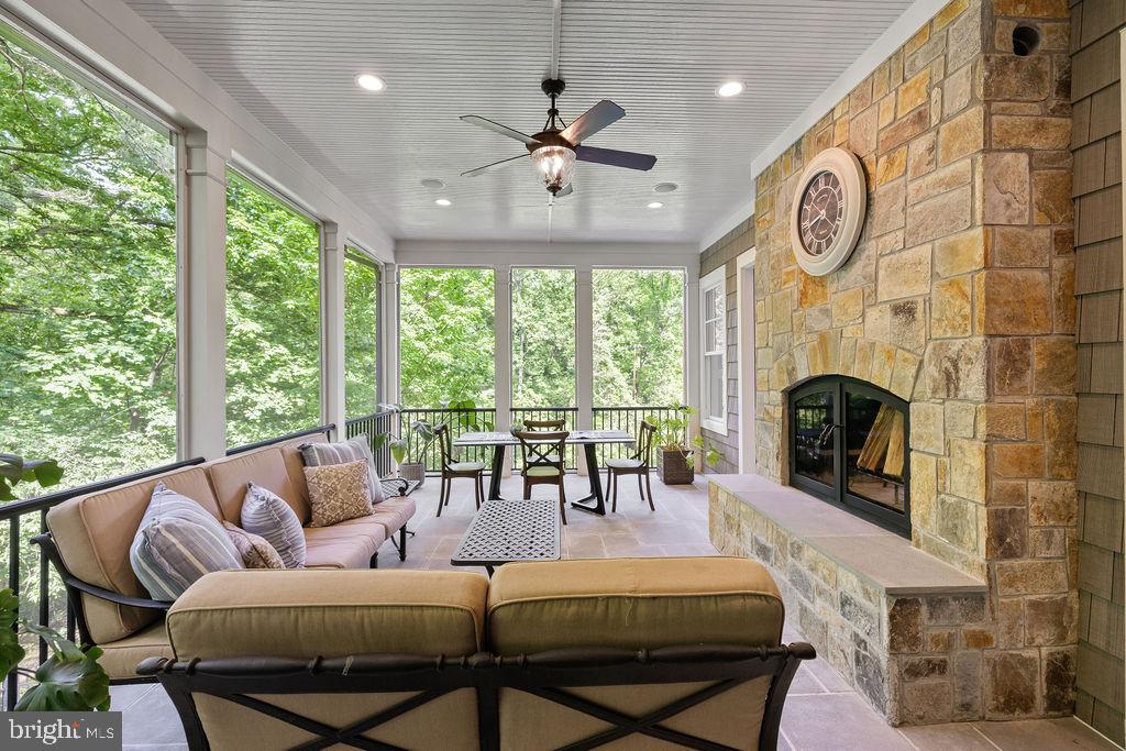 1601 EAST AVE, MCLEAN, Virginia 22101, 5 Bedrooms Bedrooms, ,4 BathroomsBathrooms,Residential,For sale,1601 EAST AVE,VAFX2242802 MLS # VAFX2242802