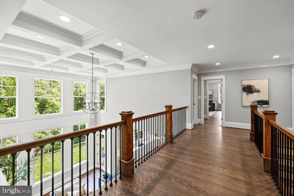 1601 EAST AVE, MCLEAN, Virginia 22101, 5 Bedrooms Bedrooms, ,4 BathroomsBathrooms,Residential,For sale,1601 EAST AVE,VAFX2242802 MLS # VAFX2242802