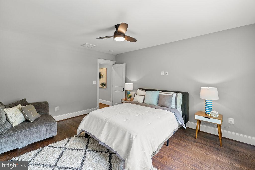 1601 EAST AVE, MCLEAN, Virginia 22101, 5 Bedrooms Bedrooms, ,4 BathroomsBathrooms,Residential,For sale,1601 EAST AVE,VAFX2242802 MLS # VAFX2242802