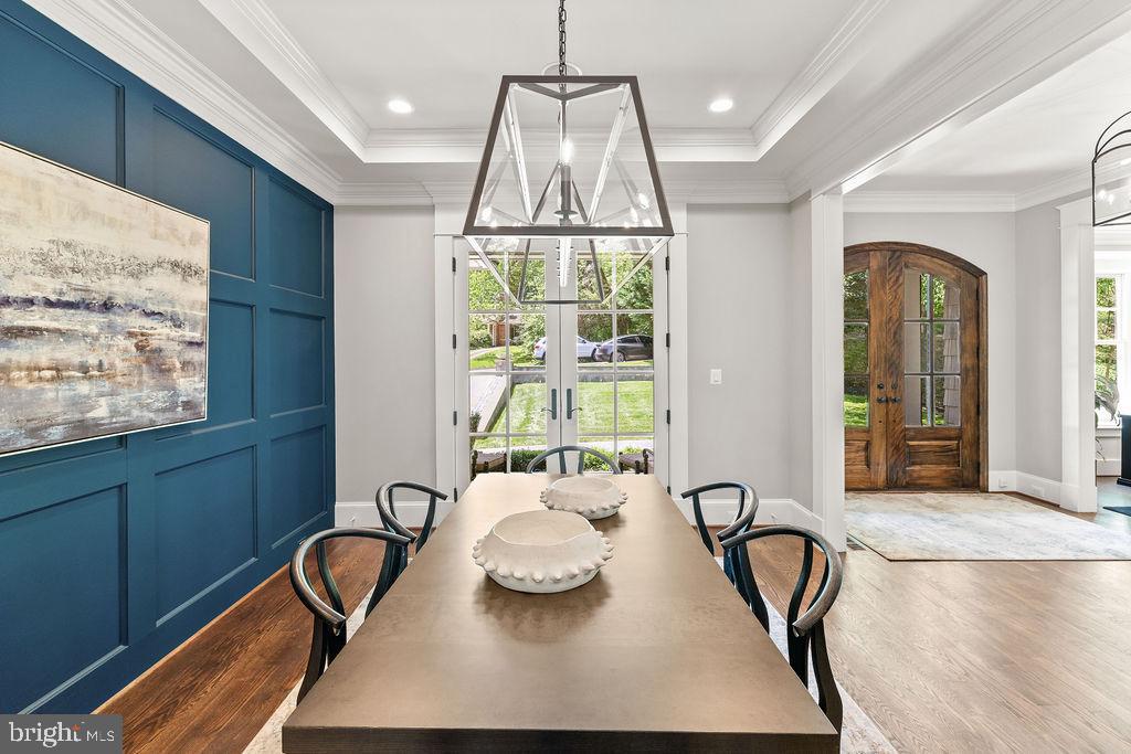 1601 EAST AVE, MCLEAN, Virginia 22101, 5 Bedrooms Bedrooms, ,4 BathroomsBathrooms,Residential,For sale,1601 EAST AVE,VAFX2242802 MLS # VAFX2242802