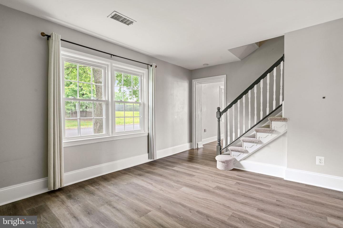 8705 ARTILLERY RD, MANASSAS, Virginia 20110, 3 Bedrooms Bedrooms, ,2 BathroomsBathrooms,Residential,For sale,8705 ARTILLERY RD,VAMN2008374 MLS # VAMN2008374