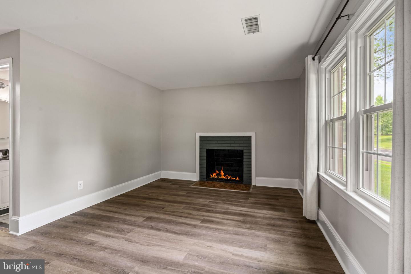 8705 ARTILLERY RD, MANASSAS, Virginia 20110, 3 Bedrooms Bedrooms, ,2 BathroomsBathrooms,Residential,For sale,8705 ARTILLERY RD,VAMN2008374 MLS # VAMN2008374