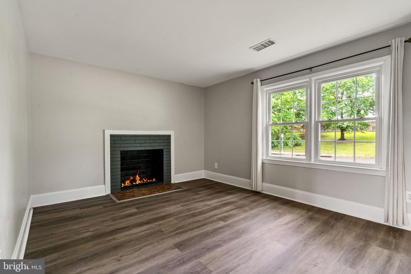 8705 ARTILLERY RD, MANASSAS, Virginia 20110, 3 Bedrooms Bedrooms, ,2 BathroomsBathrooms,Residential,For sale,8705 ARTILLERY RD,VAMN2008374 MLS # VAMN2008374