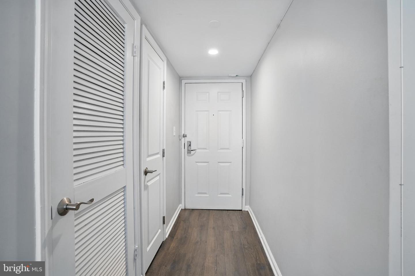1001 RANDOLPH ST N #523, ARLINGTON, Virginia 22201, 1 Bedroom Bedrooms, ,1 BathroomBathrooms,Residential,For sale,1001 RANDOLPH ST N #523,VAAR2058092 MLS # VAAR2058092