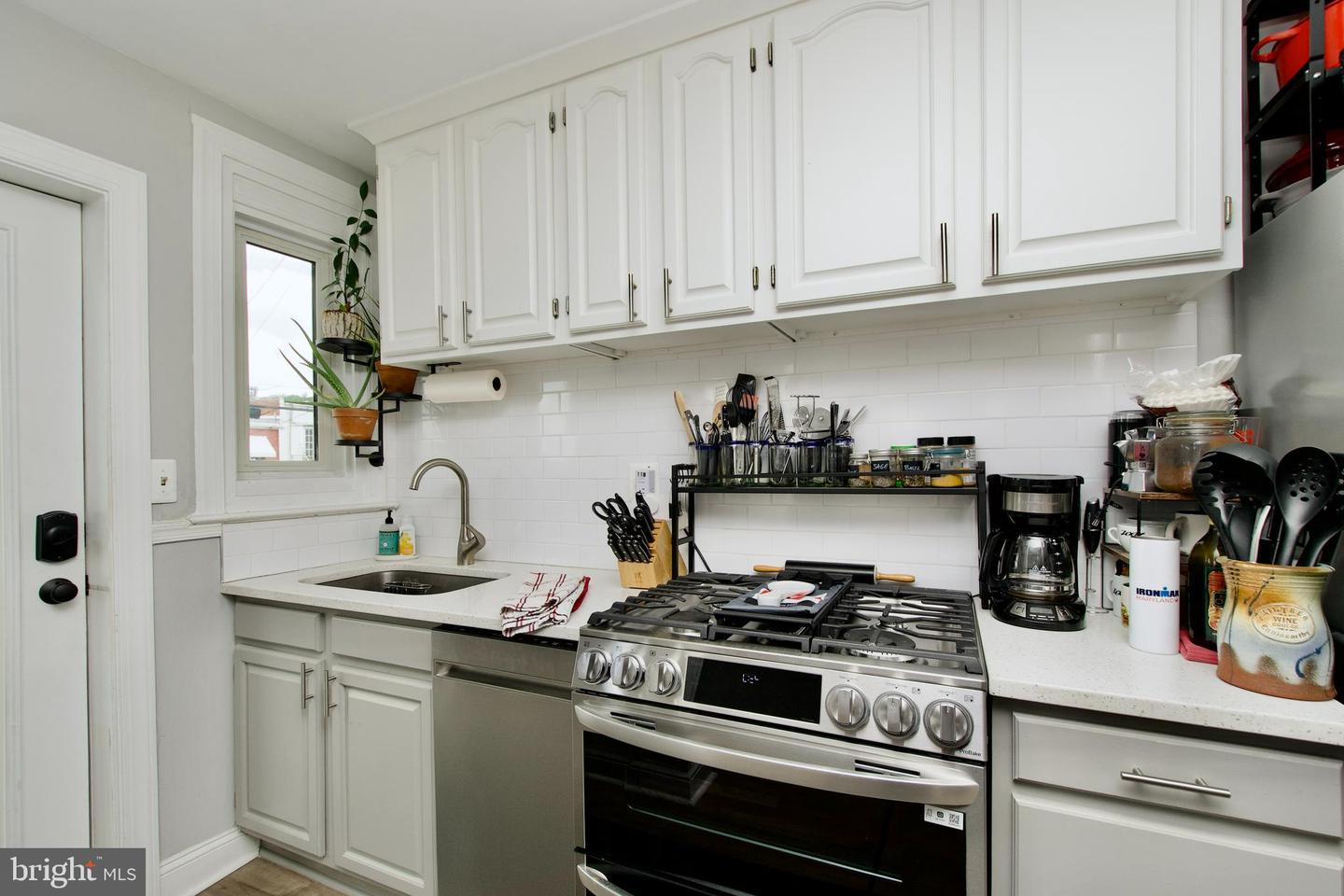 1702 LANG PL NE, WASHINGTON, District Of Columbia 20002, 2 Bedrooms Bedrooms, ,2 BathroomsBathrooms,Residential,For sale,1702 LANG PL NE,DCDC2202288 MLS # DCDC2202288
