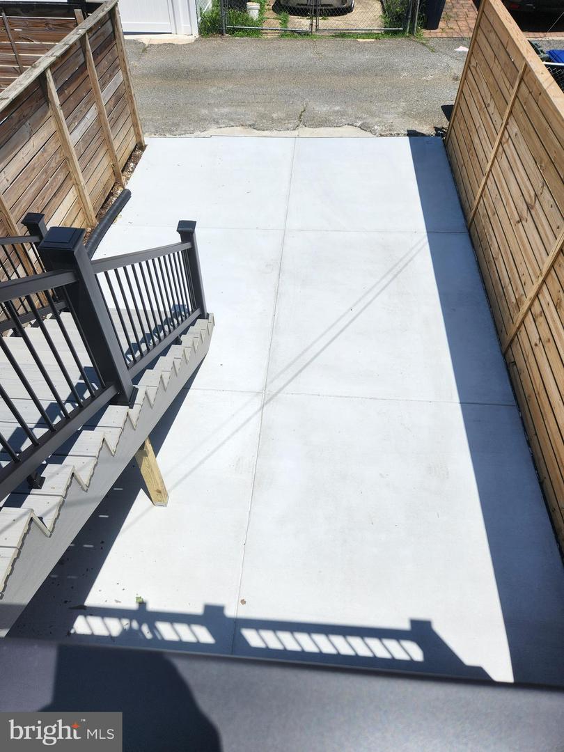 1702 LANG PL NE, WASHINGTON, District Of Columbia 20002, 2 Bedrooms Bedrooms, ,2 BathroomsBathrooms,Residential,For sale,1702 LANG PL NE,DCDC2202288 MLS # DCDC2202288