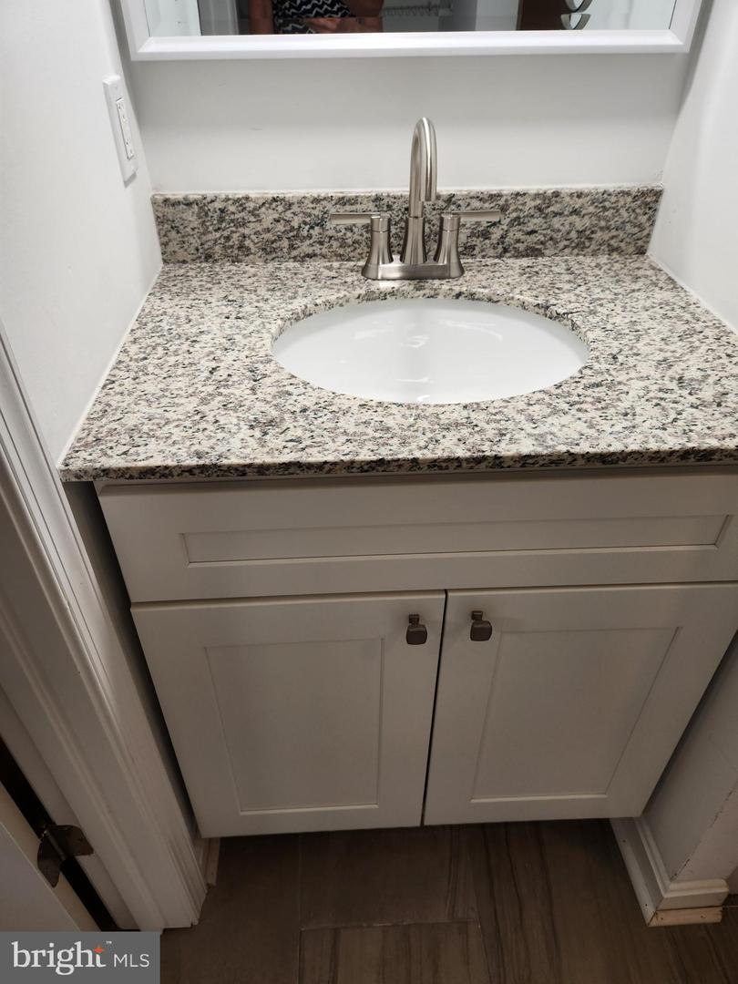 1702 LANG PL NE, WASHINGTON, District Of Columbia 20002, 2 Bedrooms Bedrooms, ,2 BathroomsBathrooms,Residential,For sale,1702 LANG PL NE,DCDC2202288 MLS # DCDC2202288