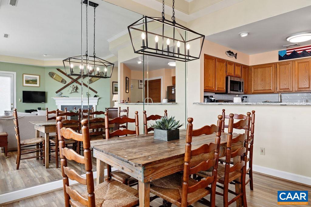 1808 HIGH RIDGE CT CONDOS, WINTERGREEN RESORT, Virginia 22967, 2 Bedrooms Bedrooms, ,2 BathroomsBathrooms,Residential,For sale,1808 HIGH RIDGE CT CONDOS,664907 MLS # 664907