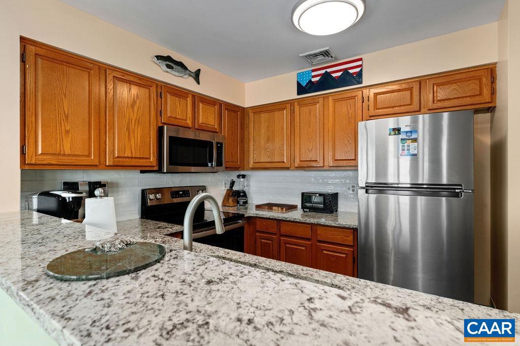 1808 HIGH RIDGE CT CONDOS, WINTERGREEN RESORT, Virginia 22967, 2 Bedrooms Bedrooms, ,2 BathroomsBathrooms,Residential,For sale,1808 HIGH RIDGE CT CONDOS,664907 MLS # 664907