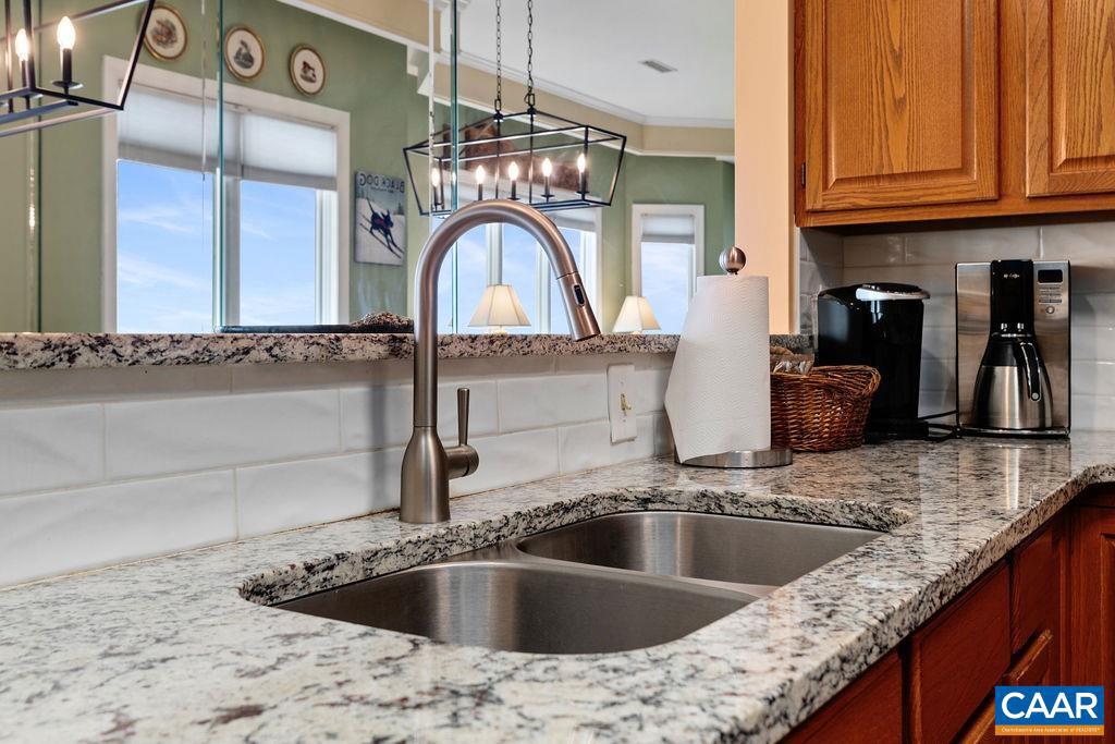 1808 HIGH RIDGE CT CONDOS, WINTERGREEN RESORT, Virginia 22967, 2 Bedrooms Bedrooms, ,2 BathroomsBathrooms,Residential,For sale,1808 HIGH RIDGE CT CONDOS,664907 MLS # 664907