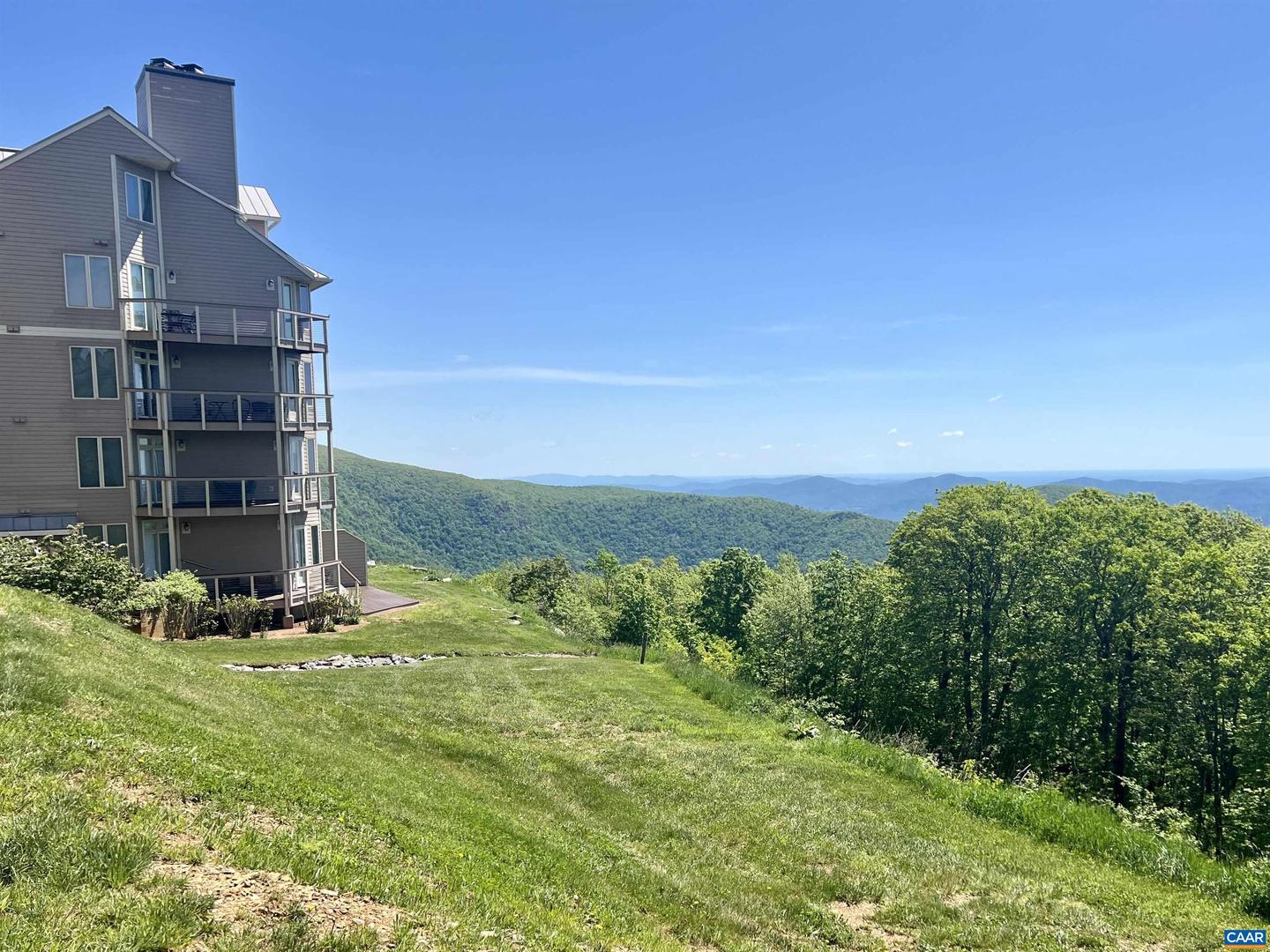 1808 HIGH RIDGE CT CONDOS, WINTERGREEN RESORT, Virginia 22967, 2 Bedrooms Bedrooms, ,2 BathroomsBathrooms,Residential,For sale,1808 HIGH RIDGE CT CONDOS,664907 MLS # 664907