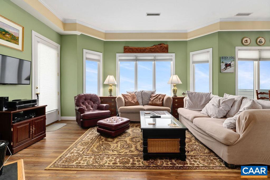 1808 HIGH RIDGE CT CONDOS, WINTERGREEN RESORT, Virginia 22967, 2 Bedrooms Bedrooms, ,2 BathroomsBathrooms,Residential,For sale,1808 HIGH RIDGE CT CONDOS,664907 MLS # 664907