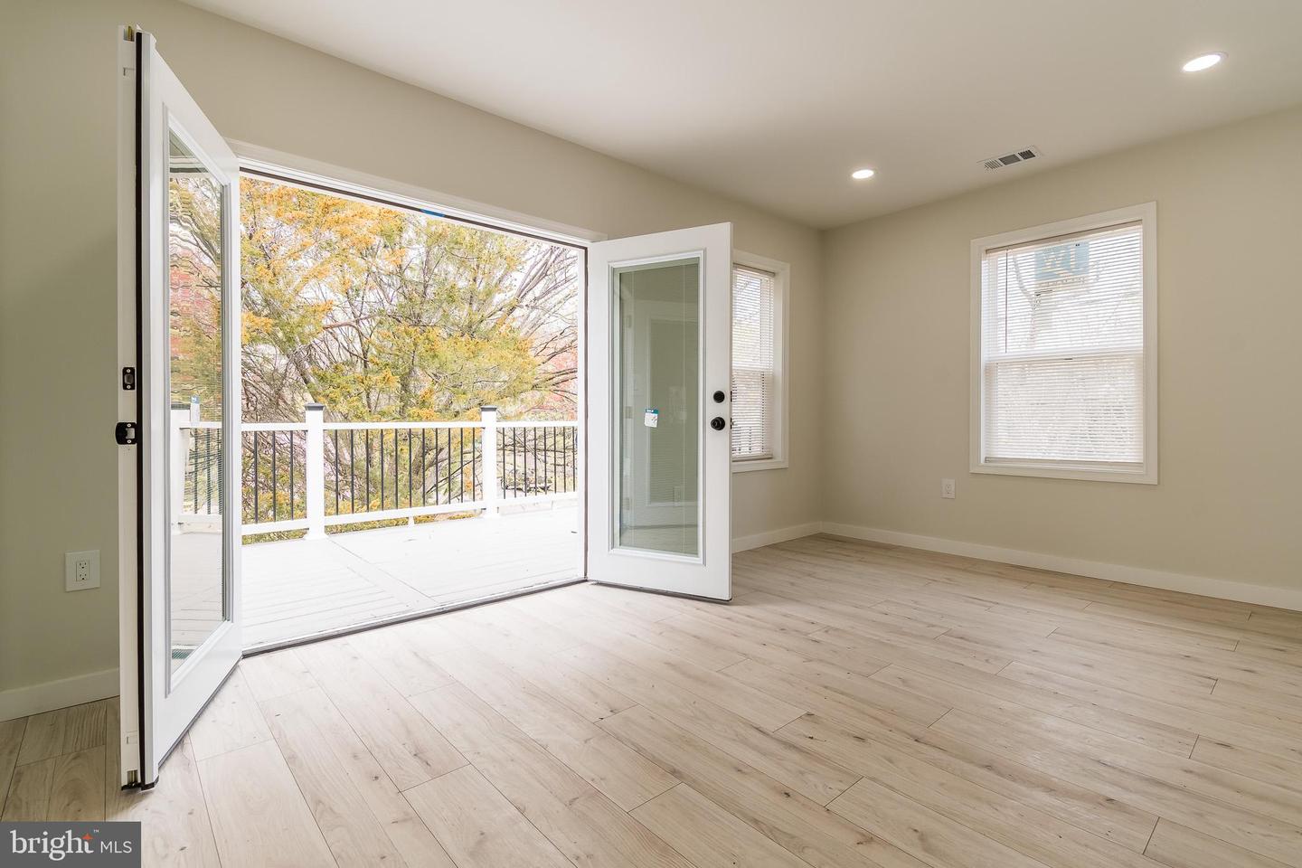 3127 G ST SE, WASHINGTON, District Of Columbia 20019, 4 Bedrooms Bedrooms, ,3 BathroomsBathrooms,Residential,For sale,3127 G ST SE,DCDC2202344 MLS # DCDC2202344
