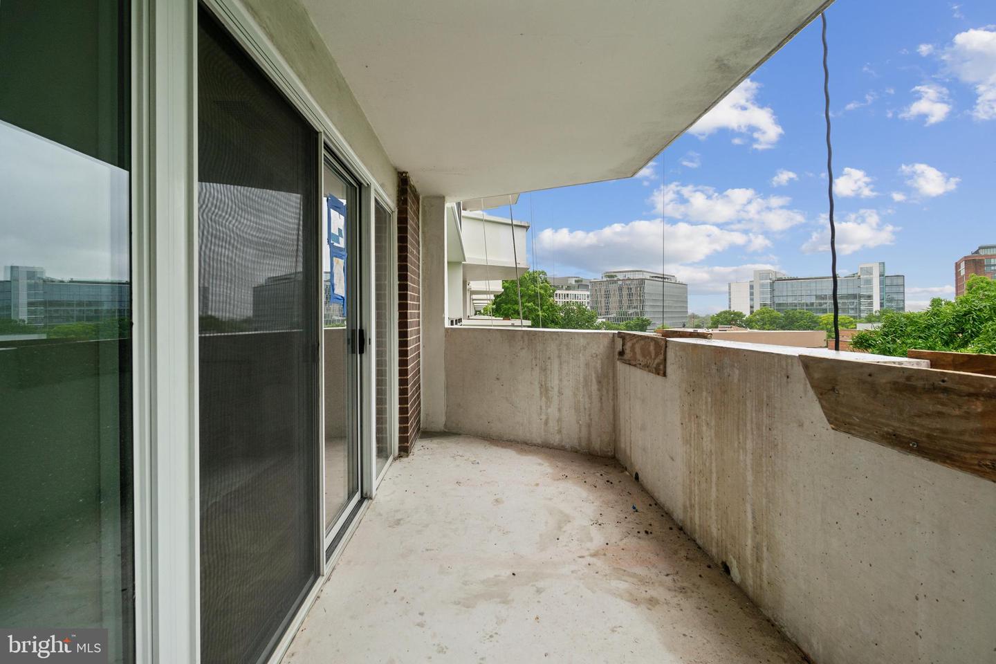 700 7TH ST SW #512, WASHINGTON, District Of Columbia 20024, 1 Bedroom Bedrooms, ,1 BathroomBathrooms,Residential,For sale,700 7TH ST SW #512,DCDC2202306 MLS # DCDC2202306