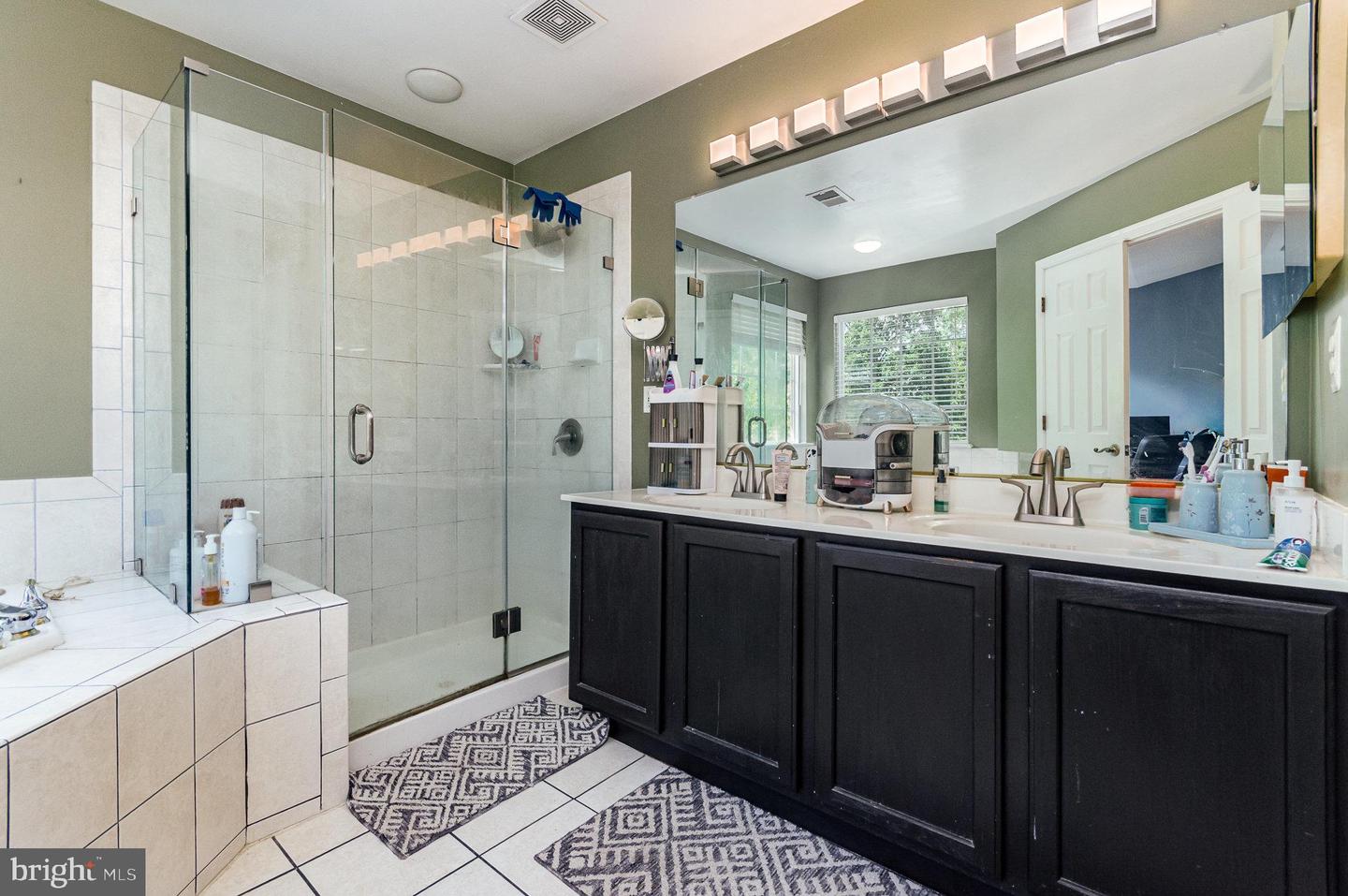 43120 FOREST EDGE SQ, BROADLANDS, Virginia 20148, 3 Bedrooms Bedrooms, ,2 BathroomsBathrooms,Residential,For sale,43120 FOREST EDGE SQ,VALO2097820 MLS # VALO2097820