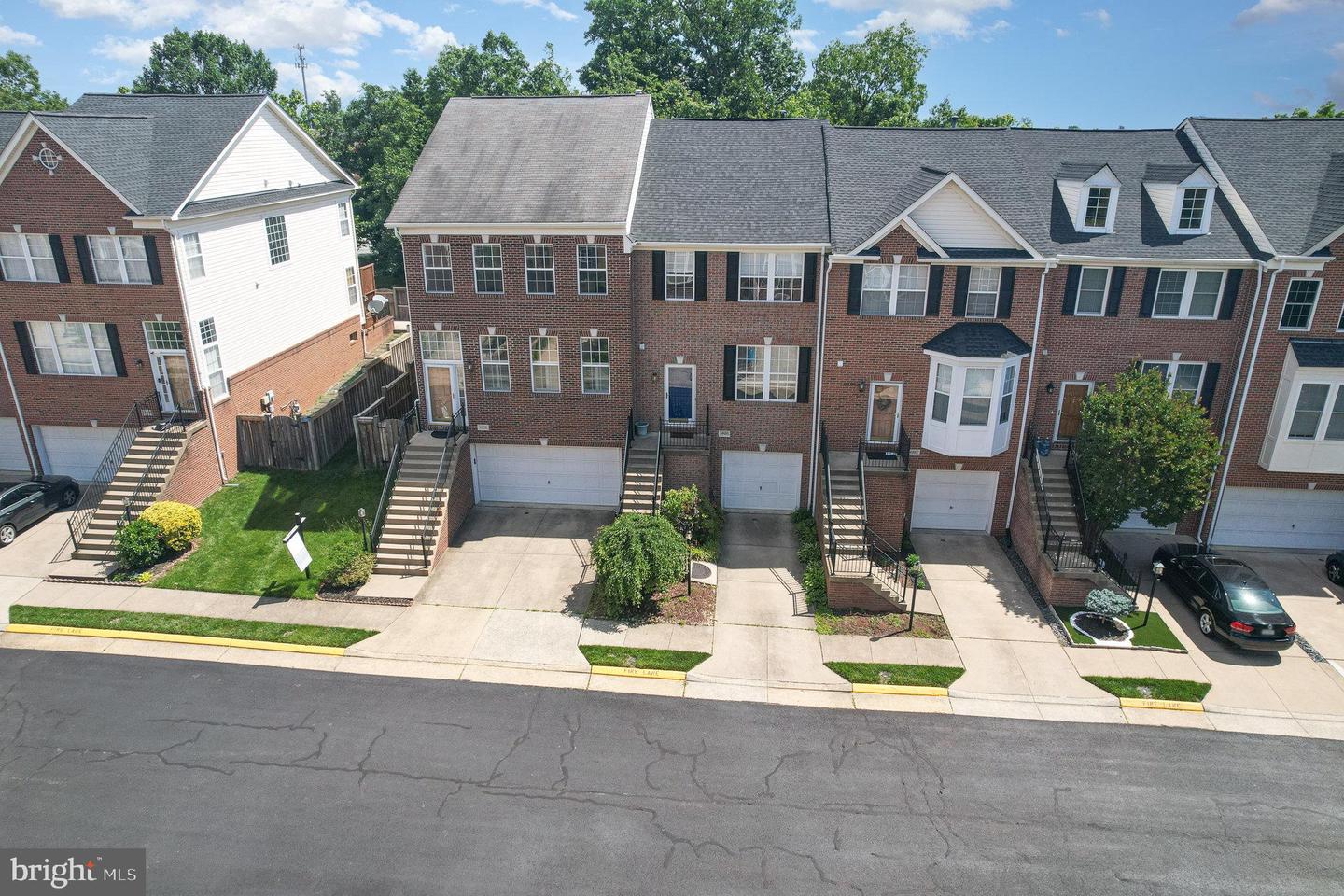 43120 FOREST EDGE SQ, BROADLANDS, Virginia 20148, 3 Bedrooms Bedrooms, ,2 BathroomsBathrooms,Residential,For sale,43120 FOREST EDGE SQ,VALO2097820 MLS # VALO2097820
