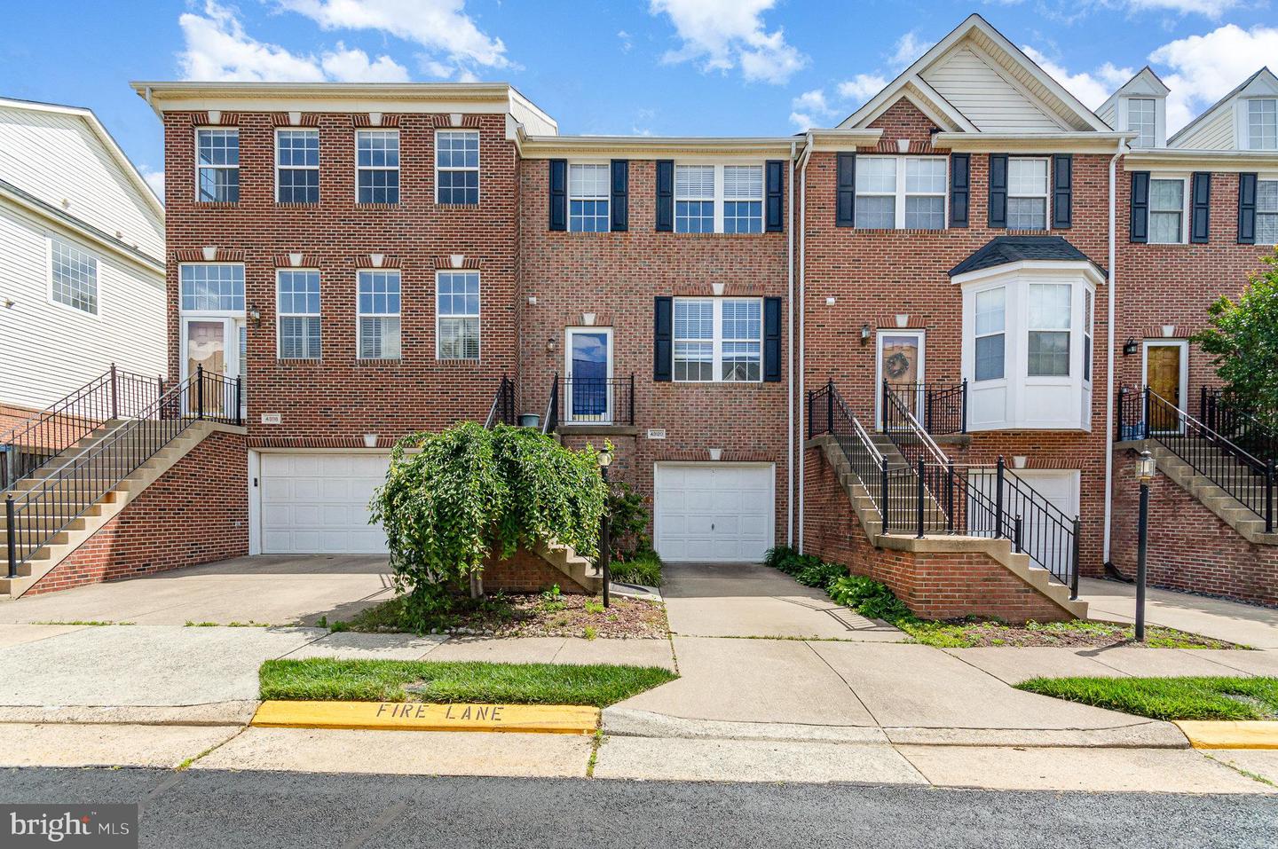 43120 FOREST EDGE SQ, BROADLANDS, Virginia 20148, 3 Bedrooms Bedrooms, ,2 BathroomsBathrooms,Residential,For sale,43120 FOREST EDGE SQ,VALO2097820 MLS # VALO2097820