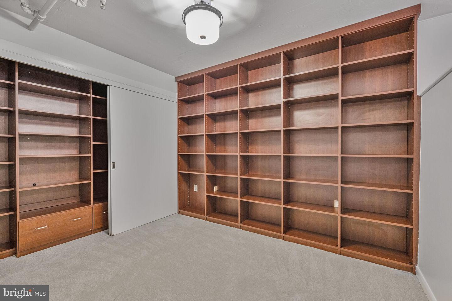 811 4TH ST NW #320, WASHINGTON, District Of Columbia 20001, 2 Bedrooms Bedrooms, ,2 BathroomsBathrooms,Residential,For sale,811 4TH ST NW #320,DCDC2202444 MLS # DCDC2202444