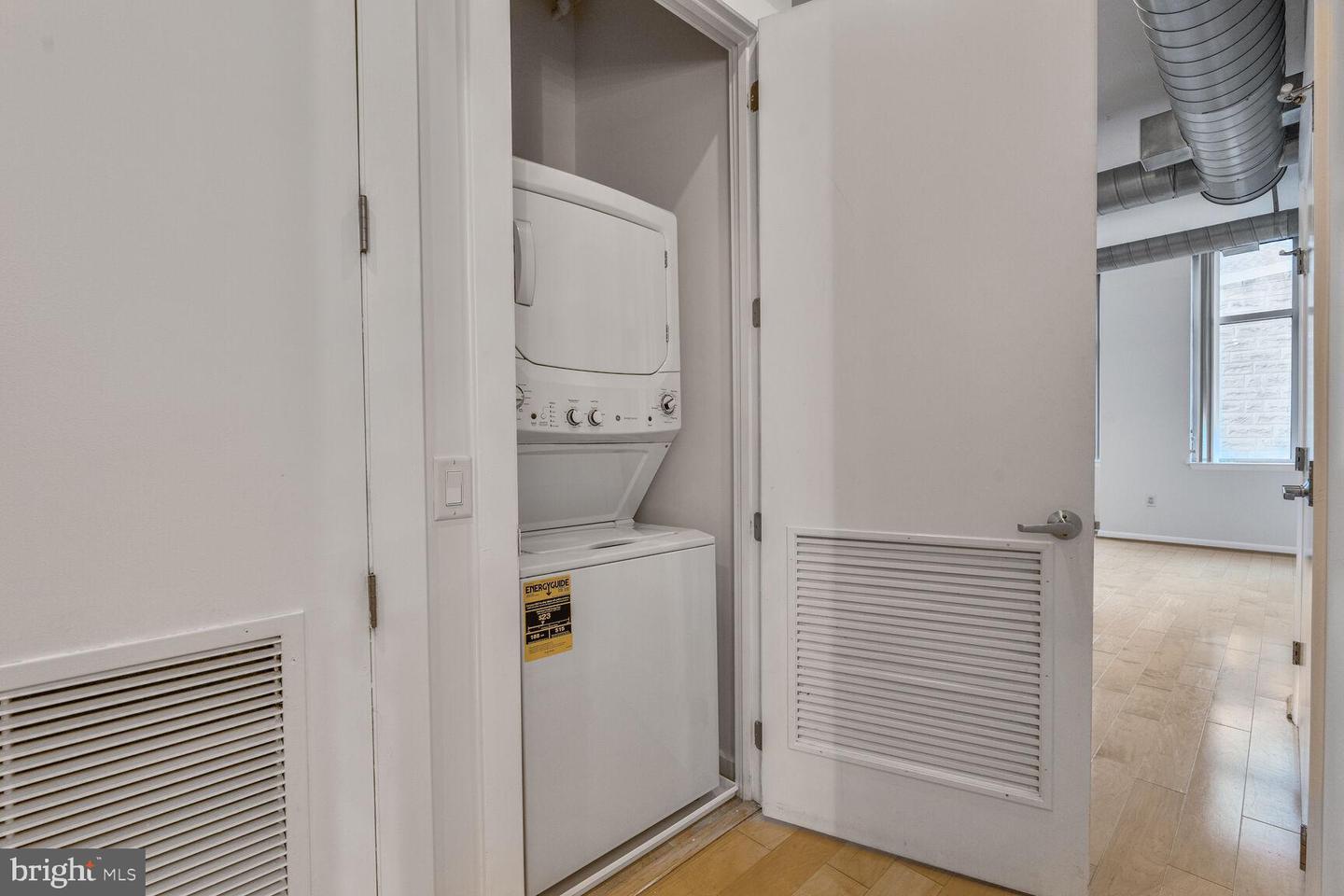 811 4TH ST NW #320, WASHINGTON, District Of Columbia 20001, 2 Bedrooms Bedrooms, ,2 BathroomsBathrooms,Residential,For sale,811 4TH ST NW #320,DCDC2202444 MLS # DCDC2202444
