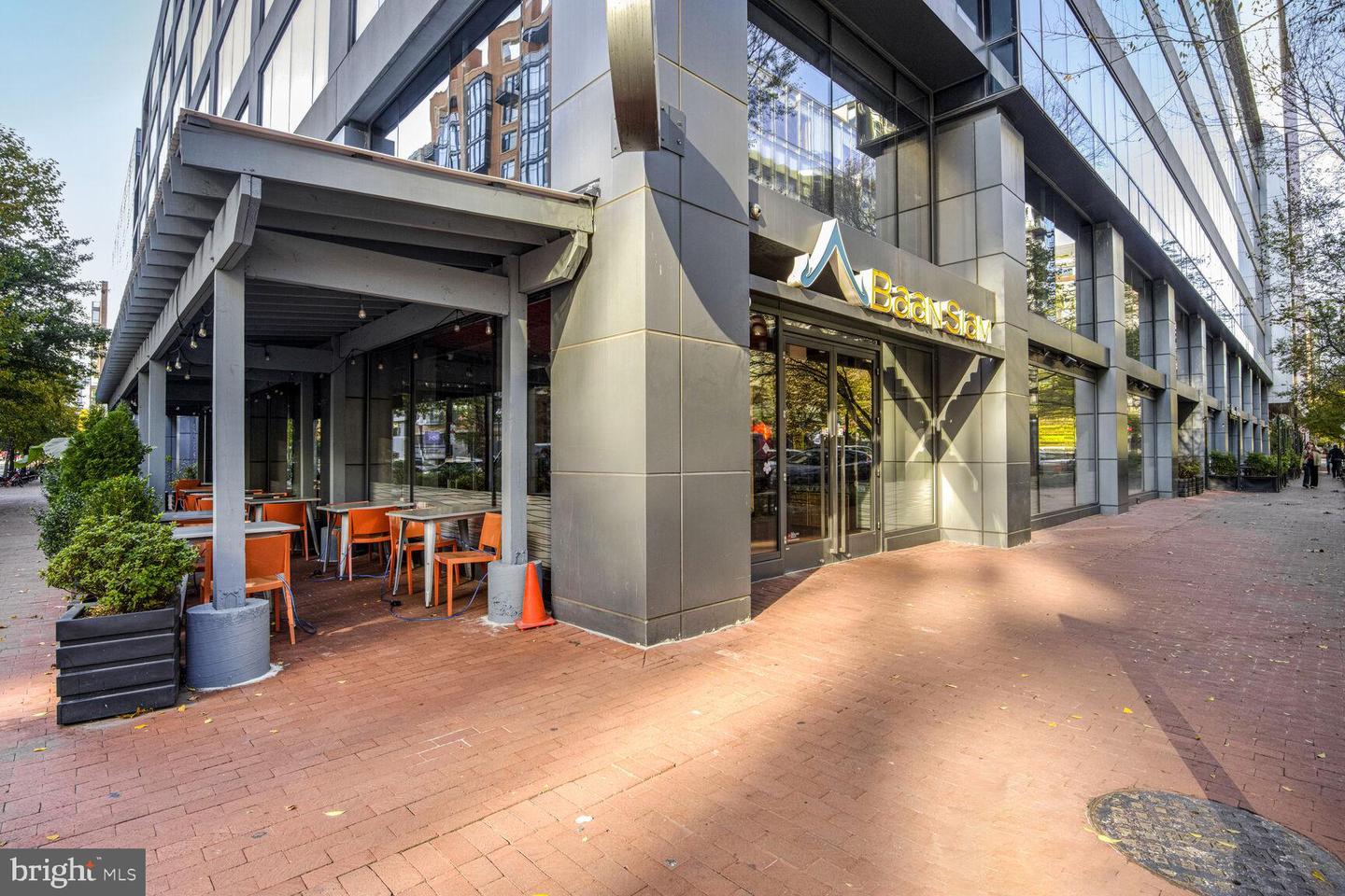 811 4TH ST NW #320, WASHINGTON, District Of Columbia 20001, 2 Bedrooms Bedrooms, ,2 BathroomsBathrooms,Residential,For sale,811 4TH ST NW #320,DCDC2202444 MLS # DCDC2202444