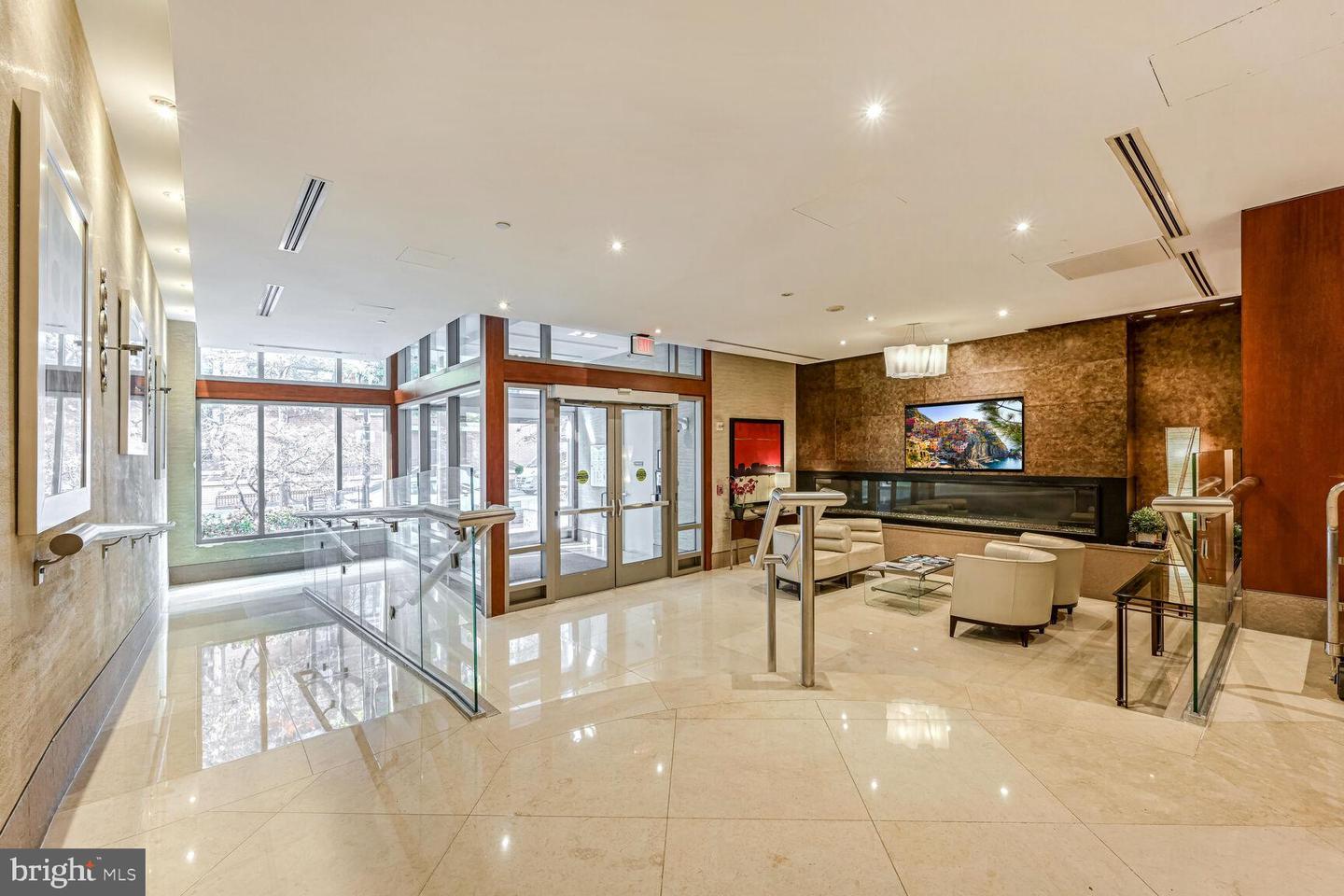 811 4TH ST NW #320, WASHINGTON, District Of Columbia 20001, 2 Bedrooms Bedrooms, ,2 BathroomsBathrooms,Residential,For sale,811 4TH ST NW #320,DCDC2202444 MLS # DCDC2202444