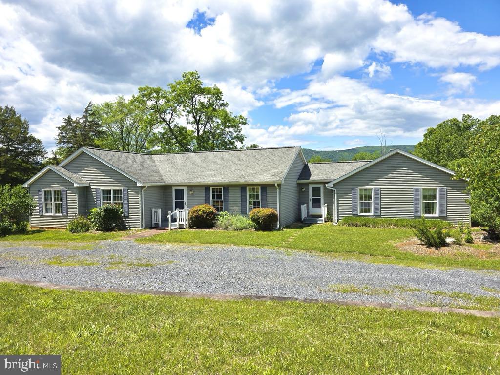 1956 MAURERTOWN MILL RD, MAURERTOWN, Virginia 22644, 3 Bedrooms Bedrooms, ,2 BathroomsBathrooms,Residential,For sale,1956 MAURERTOWN MILL RD,VASH2011574 MLS # VASH2011574