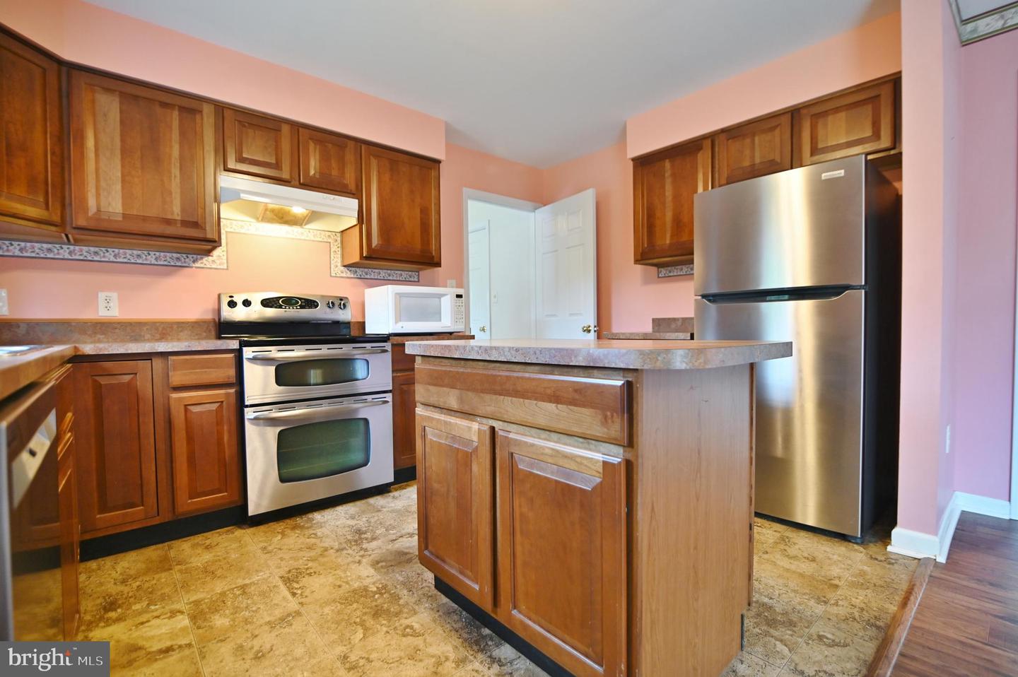1956 MAURERTOWN MILL RD, MAURERTOWN, Virginia 22644, 3 Bedrooms Bedrooms, ,2 BathroomsBathrooms,Residential,For sale,1956 MAURERTOWN MILL RD,VASH2011574 MLS # VASH2011574