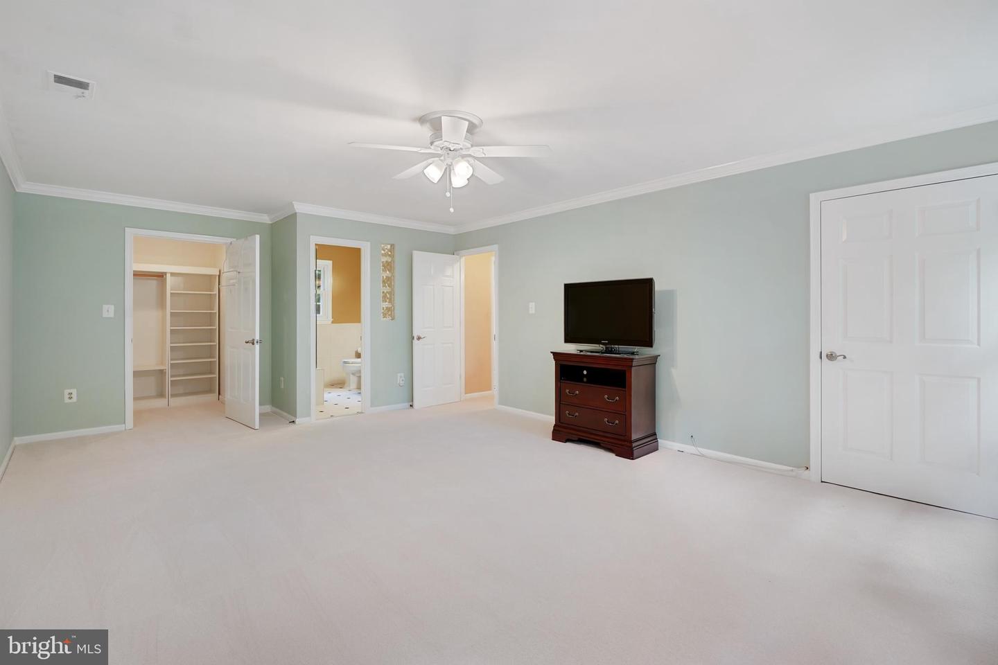 10401 ZION DR, FAIRFAX, Virginia 22032, 4 Bedrooms Bedrooms, ,3 BathroomsBathrooms,Residential,For sale,10401 ZION DR,VAFX2242998 MLS # VAFX2242998