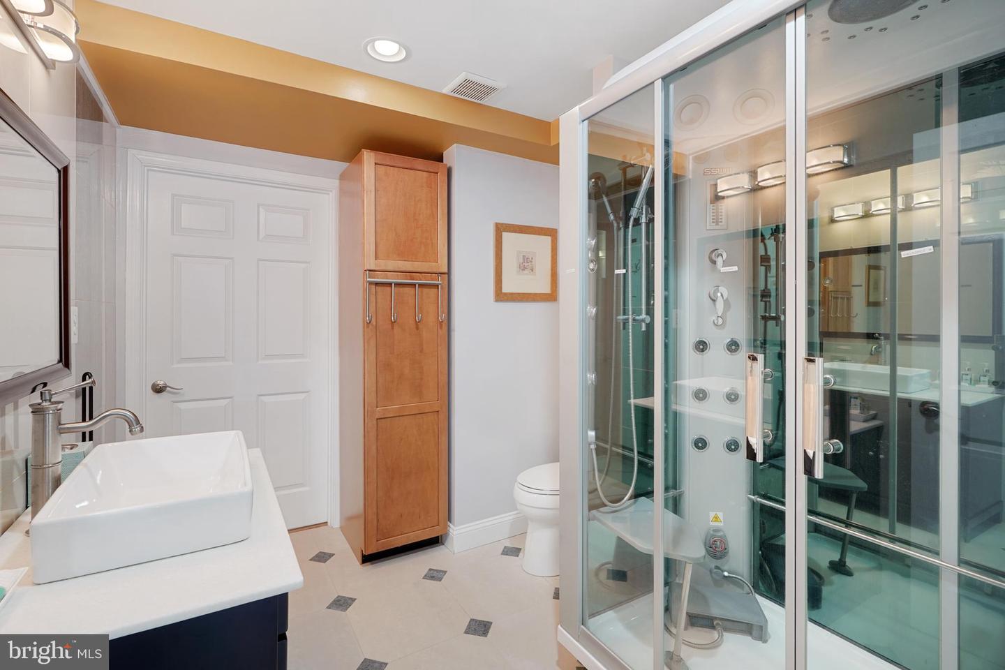 10401 ZION DR, FAIRFAX, Virginia 22032, 4 Bedrooms Bedrooms, ,3 BathroomsBathrooms,Residential,For sale,10401 ZION DR,VAFX2242998 MLS # VAFX2242998
