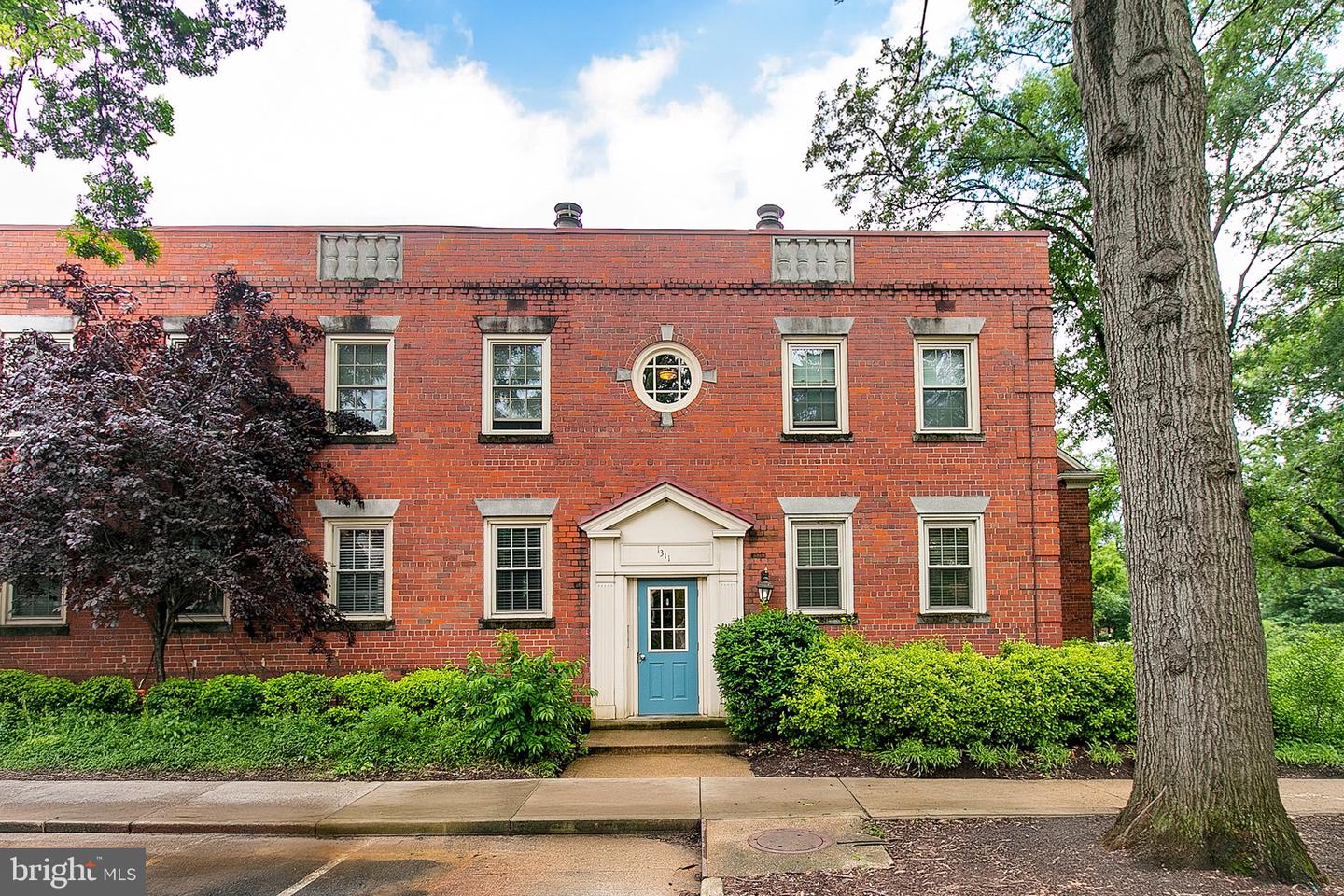 1311 ABINGDON DR E #2, ALEXANDRIA, Virginia 22314, 1 Bedroom Bedrooms, ,1 BathroomBathrooms,Residential,For sale,1311 ABINGDON DR E #2,VAAX2045720 MLS # VAAX2045720