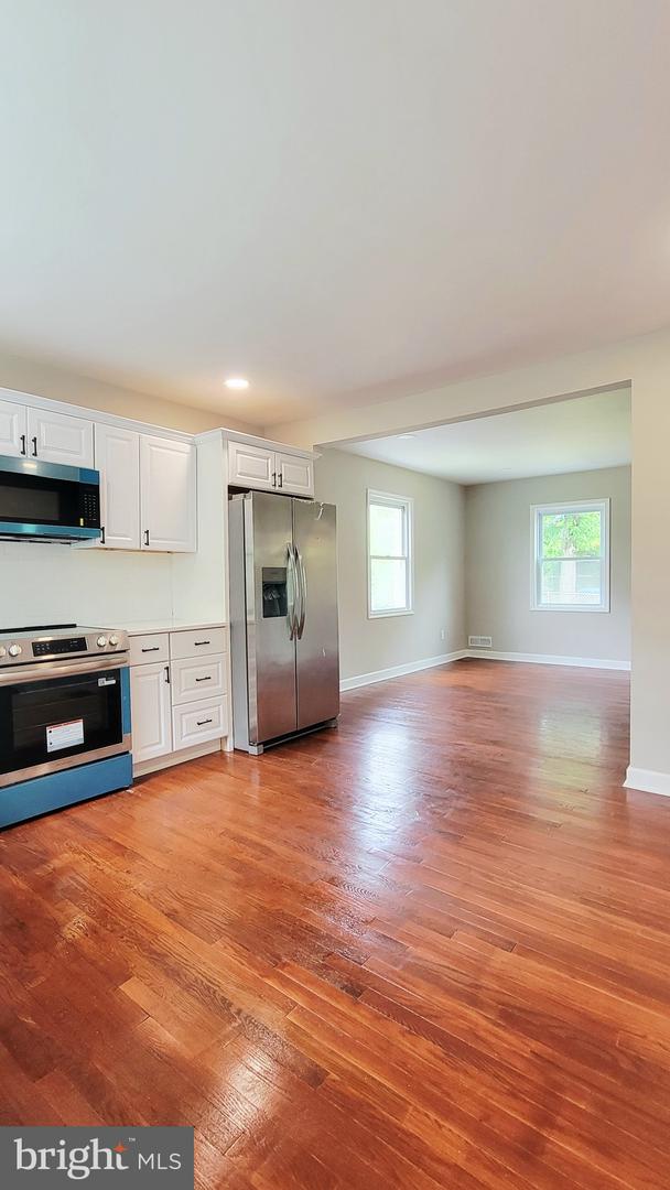 139 WILMINGTON PL SE, WASHINGTON, District Of Columbia 20032, 3 Bedrooms Bedrooms, ,2 BathroomsBathrooms,Residential,For sale,139 WILMINGTON PL SE,DCDC2202484 MLS # DCDC2202484