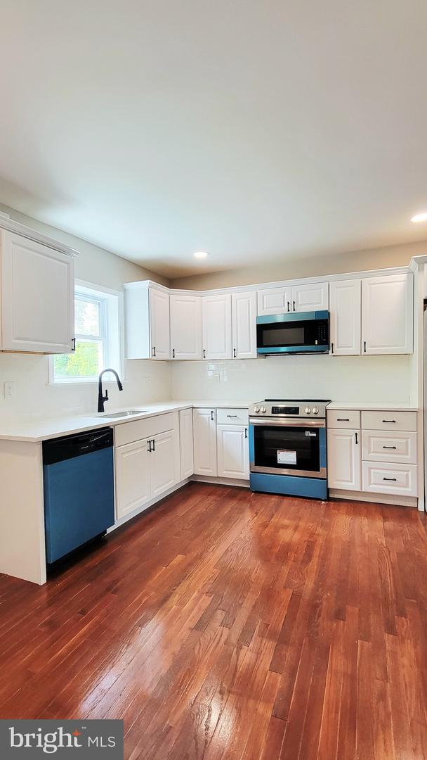 139 WILMINGTON PL SE, WASHINGTON, District Of Columbia 20032, 3 Bedrooms Bedrooms, ,2 BathroomsBathrooms,Residential,For sale,139 WILMINGTON PL SE,DCDC2202484 MLS # DCDC2202484