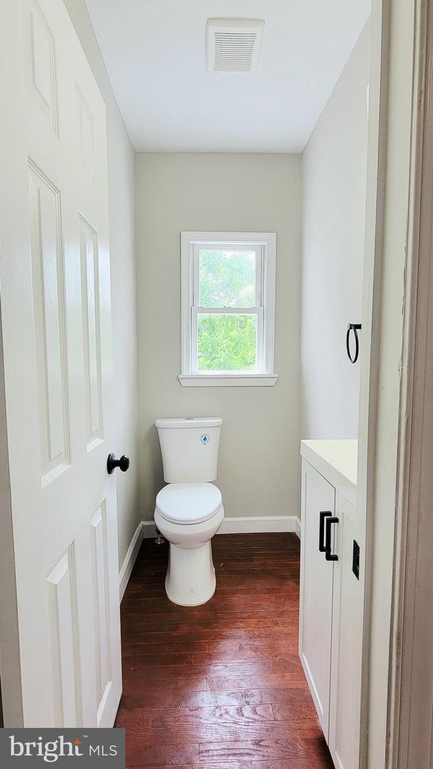 139 WILMINGTON PL SE, WASHINGTON, District Of Columbia 20032, 3 Bedrooms Bedrooms, ,2 BathroomsBathrooms,Residential,For sale,139 WILMINGTON PL SE,DCDC2202484 MLS # DCDC2202484