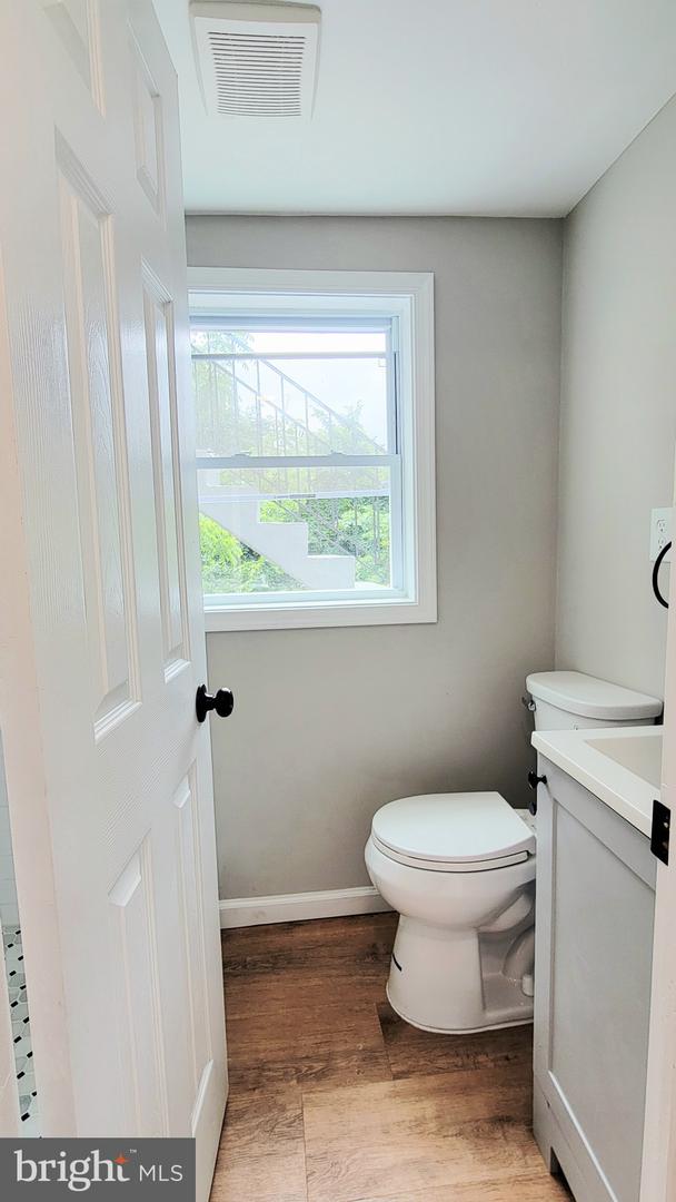 139 WILMINGTON PL SE, WASHINGTON, District Of Columbia 20032, 3 Bedrooms Bedrooms, ,2 BathroomsBathrooms,Residential,For sale,139 WILMINGTON PL SE,DCDC2202484 MLS # DCDC2202484