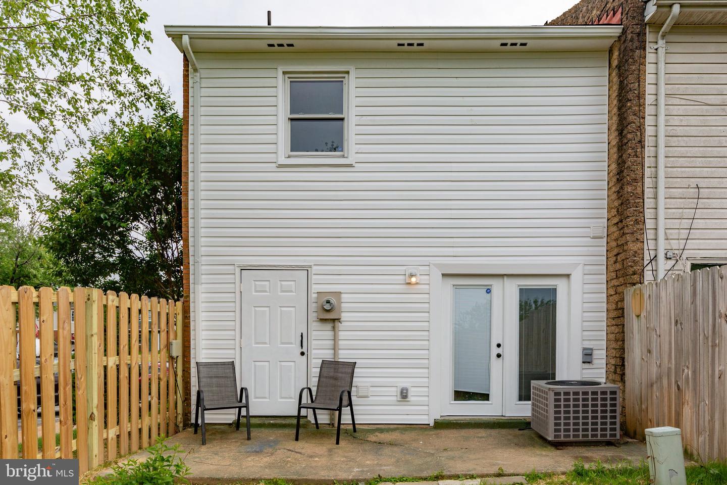 231 IVANHOE CT, FREDERICKSBURG, Virginia 22401, 2 Bedrooms Bedrooms, ,1 BathroomBathrooms,Residential,For sale,231 IVANHOE CT,VAFB2008300 MLS # VAFB2008300