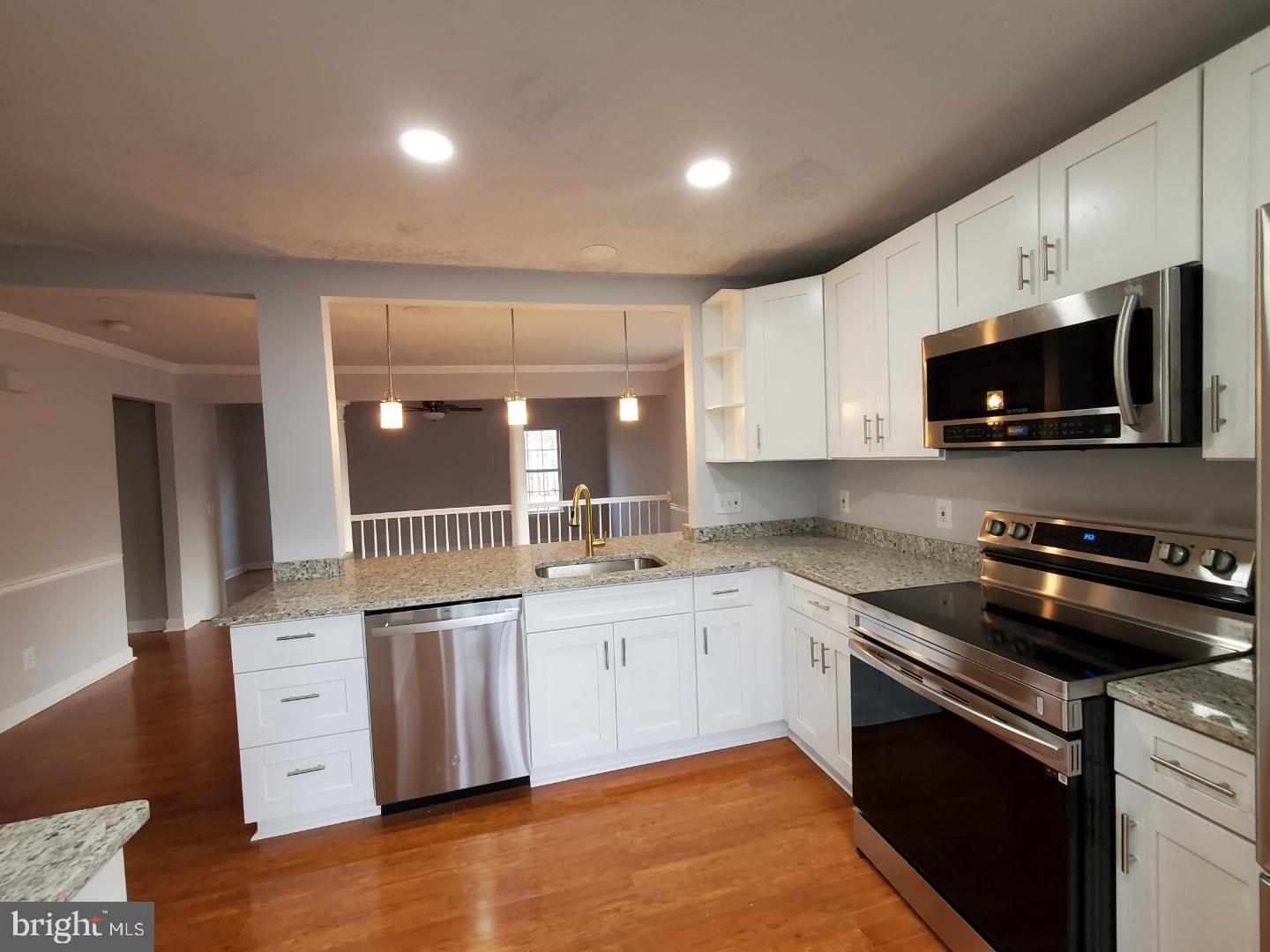 211 STERLING CT, STAFFORD, Virginia 22554, 4 Bedrooms Bedrooms, ,3 BathroomsBathrooms,Residential,For sale,211 STERLING CT,VAST2039224 MLS # VAST2039224