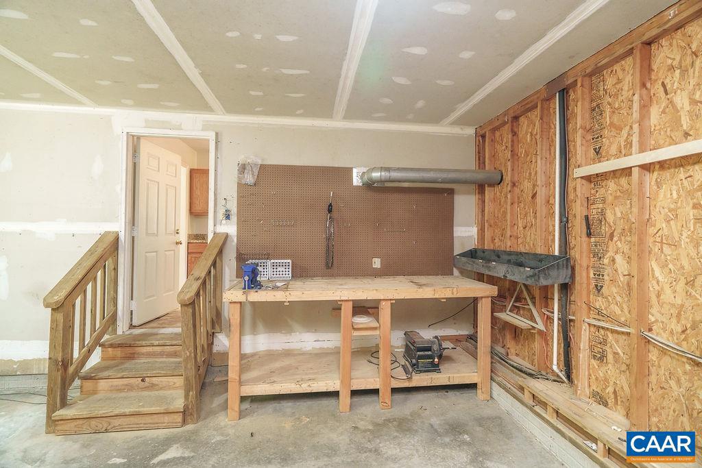 231 MAGNOLIA CIR, TROY, Virginia 22974, 4 Bedrooms Bedrooms, ,2 BathroomsBathrooms,Residential,For sale,231 MAGNOLIA CIR,664976 MLS # 664976