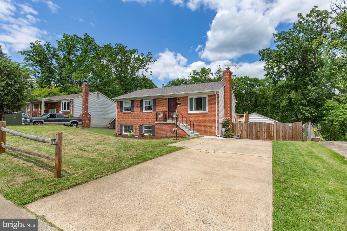 1704 HORNER RD, WOODBRIDGE, Virginia 22191, 4 Bedrooms Bedrooms, ,2 BathroomsBathrooms,Residential,For sale,1704 HORNER RD,VAPW2095566 MLS # VAPW2095566