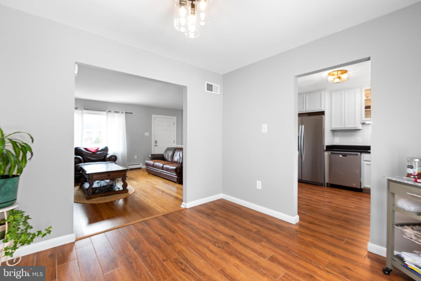1704 HORNER RD, WOODBRIDGE, Virginia 22191, 4 Bedrooms Bedrooms, ,2 BathroomsBathrooms,Residential,For sale,1704 HORNER RD,VAPW2095566 MLS # VAPW2095566