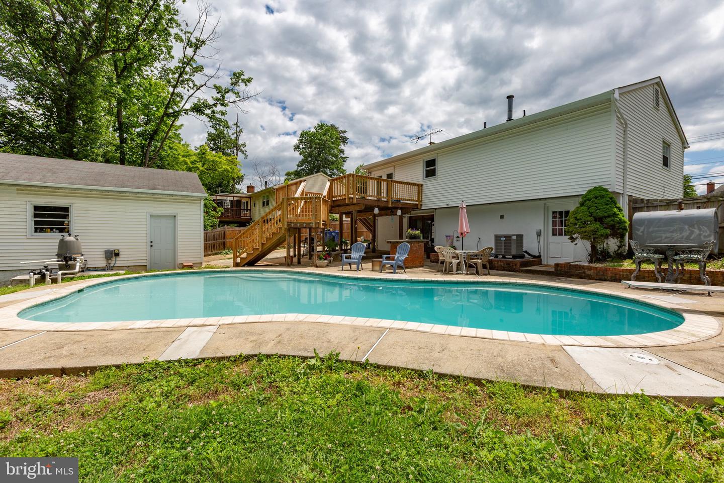 1704 HORNER RD, WOODBRIDGE, Virginia 22191, 4 Bedrooms Bedrooms, ,2 BathroomsBathrooms,Residential,For sale,1704 HORNER RD,VAPW2095566 MLS # VAPW2095566