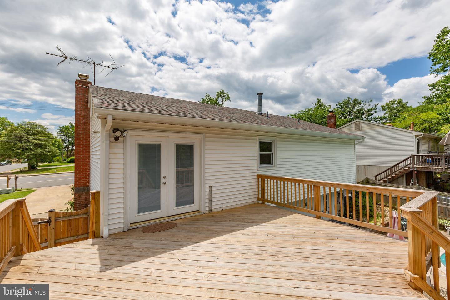 1704 HORNER RD, WOODBRIDGE, Virginia 22191, 4 Bedrooms Bedrooms, ,2 BathroomsBathrooms,Residential,For sale,1704 HORNER RD,VAPW2095566 MLS # VAPW2095566