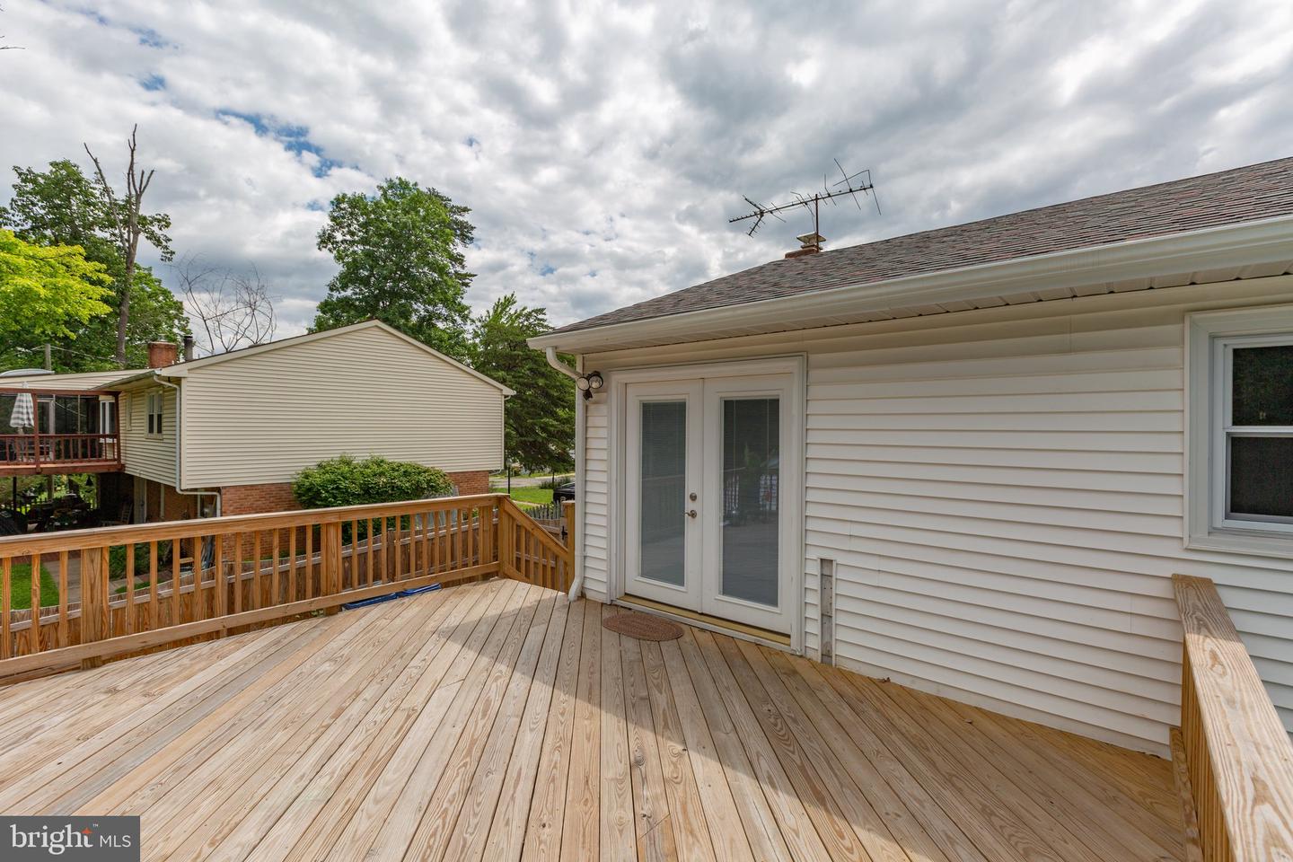 1704 HORNER RD, WOODBRIDGE, Virginia 22191, 4 Bedrooms Bedrooms, ,2 BathroomsBathrooms,Residential,For sale,1704 HORNER RD,VAPW2095566 MLS # VAPW2095566