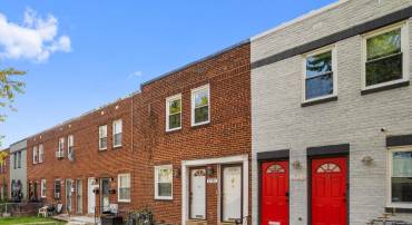 1731 HOLBROOK ST NE, WASHINGTON, District Of Columbia 20002, 2 Bedrooms Bedrooms, ,2 BathroomsBathrooms,Residential,For sale,1731 HOLBROOK ST NE,DCDC2202544 MLS # DCDC2202544