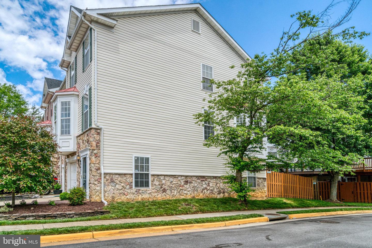 6947 LERWICK CT, ALEXANDRIA, Virginia 22315, 3 Bedrooms Bedrooms, ,2 BathroomsBathrooms,Residential,For sale,6947 LERWICK CT,VAFX2243002 MLS # VAFX2243002