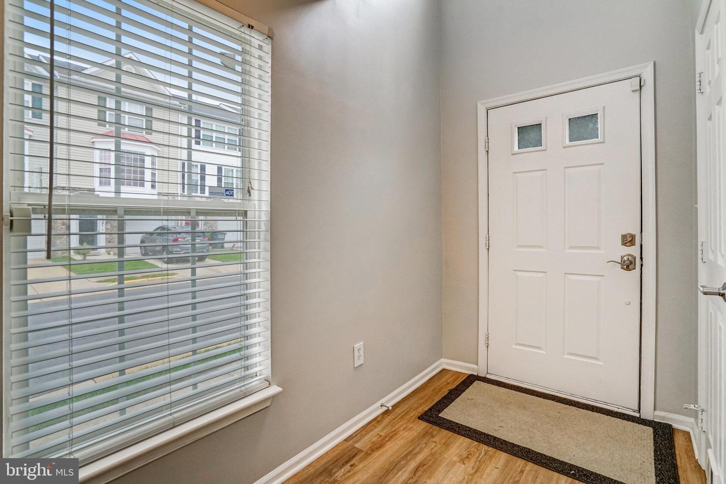 6947 LERWICK CT, ALEXANDRIA, Virginia 22315, 3 Bedrooms Bedrooms, ,2 BathroomsBathrooms,Residential,For sale,6947 LERWICK CT,VAFX2243002 MLS # VAFX2243002