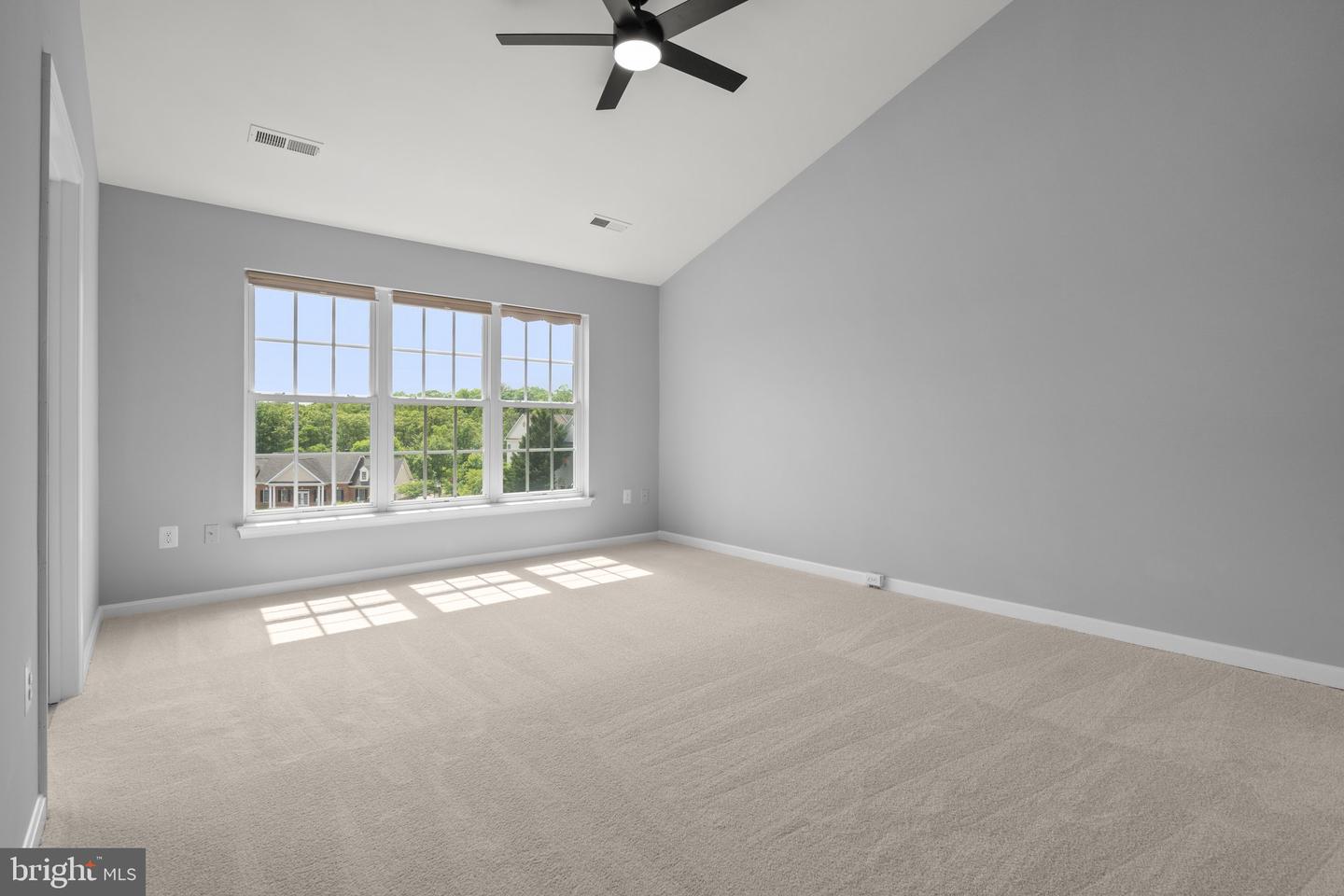 17504 CAJUN CT, DUMFRIES, Virginia 22025, 3 Bedrooms Bedrooms, ,2 BathroomsBathrooms,Residential,For sale,17504 CAJUN CT,VAPW2095494 MLS # VAPW2095494