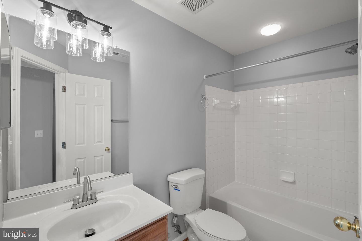 17504 CAJUN CT, DUMFRIES, Virginia 22025, 3 Bedrooms Bedrooms, ,2 BathroomsBathrooms,Residential,For sale,17504 CAJUN CT,VAPW2095494 MLS # VAPW2095494